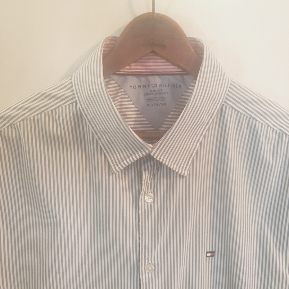 Tommy Hilfiger Slim Fit Shirt Mens Size XL Blue Striped Long Sleeve Button Front